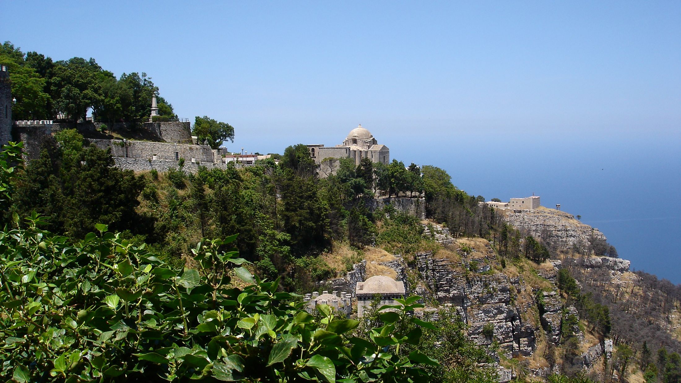 050182-Erice-001-Flickr-2580812918-Hybris